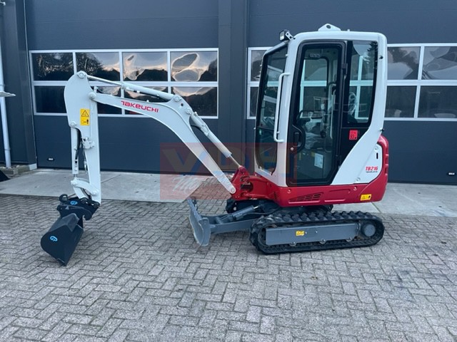 TAKEUCHI TB216