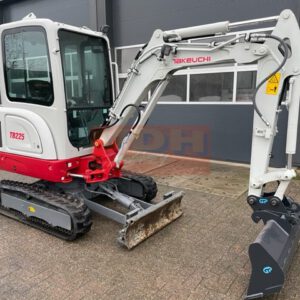 TAKEUCHI TB225