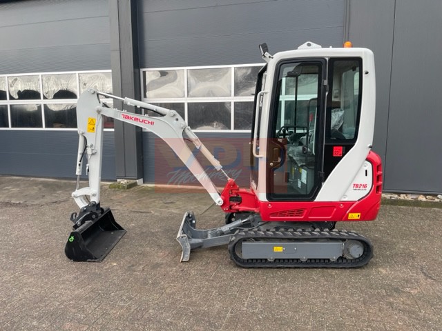 TAKEUCHI TB216