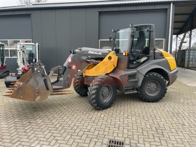 MECALAC AS700