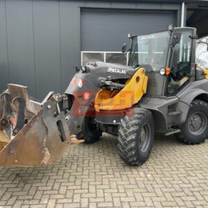 MECALAC AS700