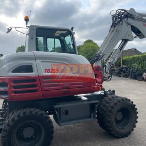 TAKEUCHI TB295W
