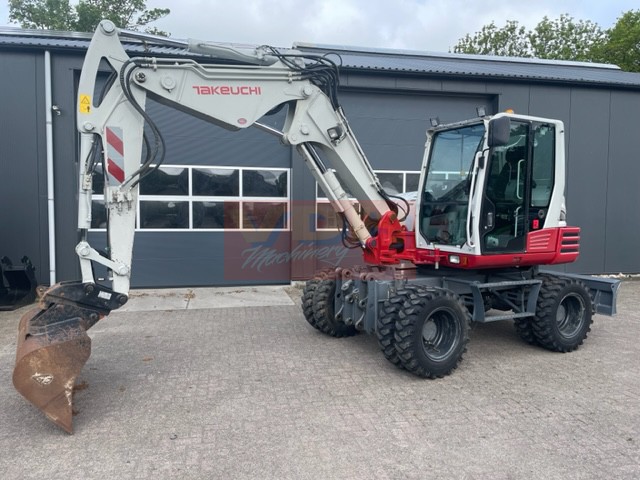 TAKEUCHI TB295W
