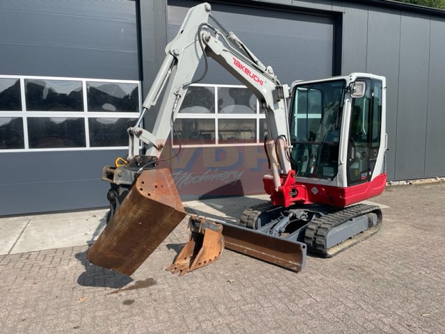 TAKEUCHI TB228