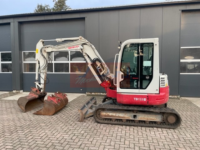 TAKEUCHI TB153FR