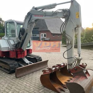 TAKEUCHI TB153FR