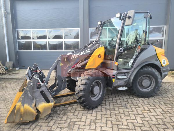 MECALAC AS600